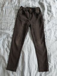 Чорні темно-сірі джинси скінні Reserved р.146 на стрункого хлопчика ідеал