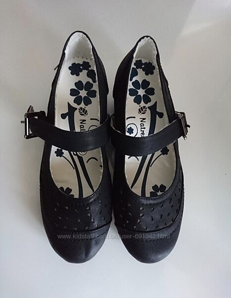 Туфли чёрные Natrelle 