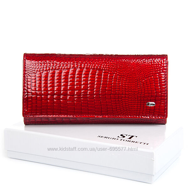 Гаманець шкіра-лак на кнопці