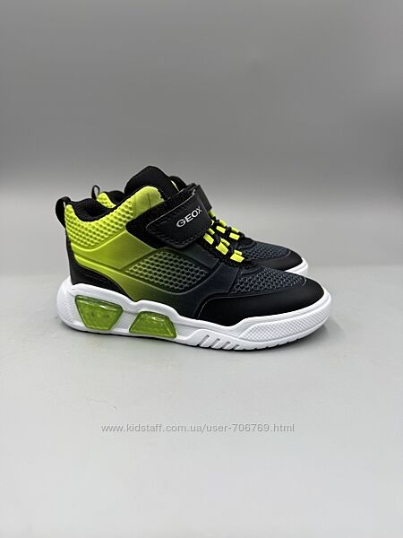 Хайтопи черевики Geox Illuminus 27, 29, 30, 31, 33, 36 р з мигалками