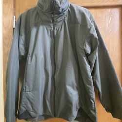 Демисезонная курточка