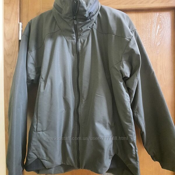 Демисезонная курточка