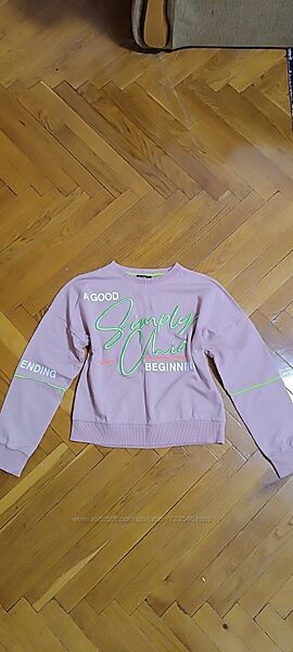 Дівчачі кофтинки 134р
