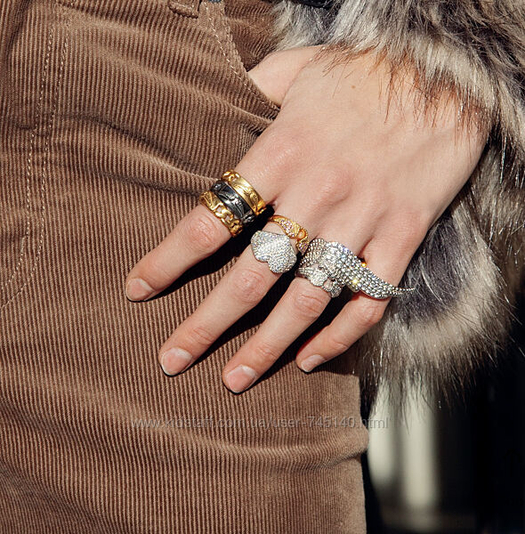 Maje, Sandro, IRO, Сlaudie Рierlot, Cos. Лучшие распродажи