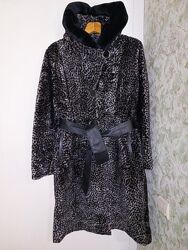 Мутонова шуба р.48 натуральна