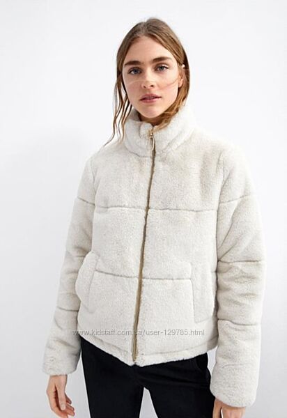 Шубка жіноча від Zara