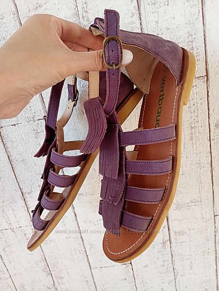 Босоніжки сандалі шкіряні англійський бренд