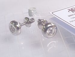 Золотые  пуссеты 585пр