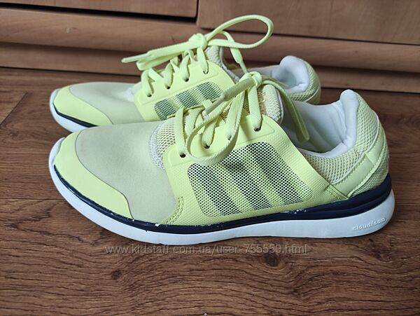 Кросівки Adidas 37р. 23.5 см