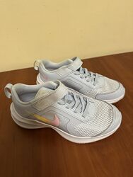 Adidas кросівки