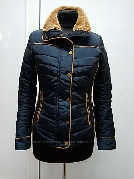 Жіноча куртка. xs. р.158-164. ostin осінь- єврозима.