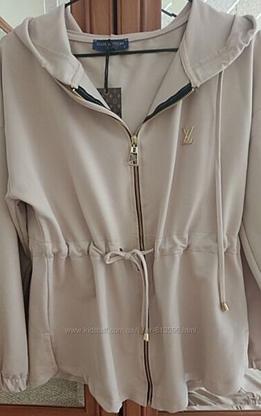 Костюм Луи Витон