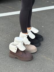 Зимові черевики з отворотом можна носити і як звичайні