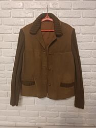 Замшева курта з в´язаними рукавами