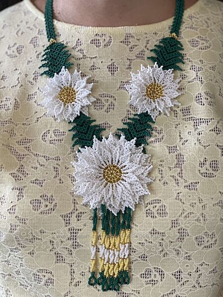Гердан, квітковий гердан, уічольські квіти, ручна робота