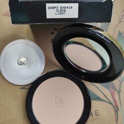 Просрочка 31808 компактна мінеральна пудра Giordani Gold SPF 15