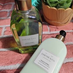 Набір для догляду за тілом Essense&Co з грушею і бобами тонка