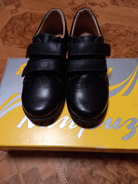 Новые кожаные туфли школьные Каприз на липучках, стелька 21 см