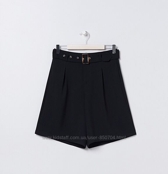 Жіночі шорти з поясом Sinsay