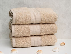 #9: світло-бежевий