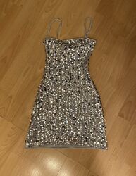 Сукня на дівчинку 13-15 років