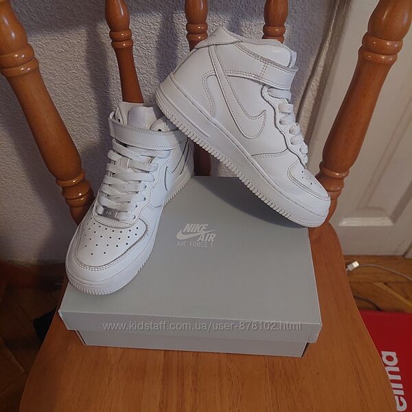 Кроссовки Nike  Air 