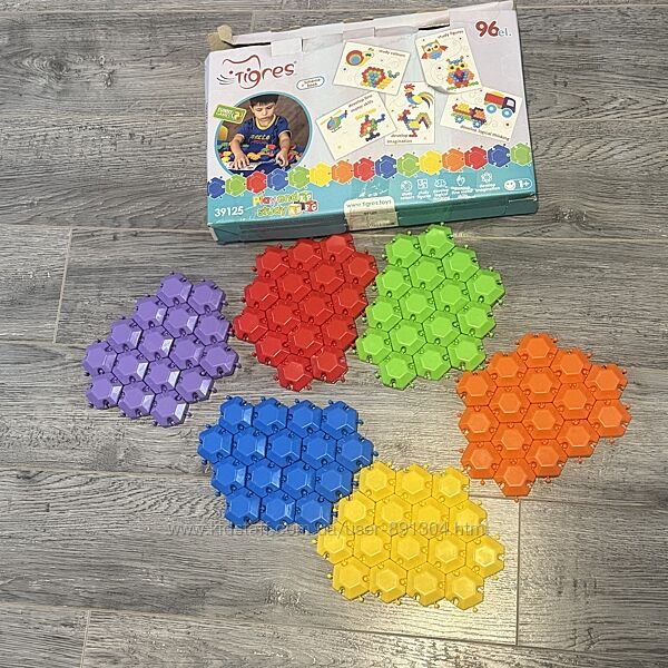 Продам дитячі розвиваючі іграшки мозаїки-пазли. Ціна за 2 набори 