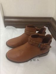 Ботинки Zara р.33