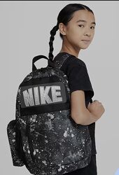 Рюкзак унісекс Nike Elemental backpack 20L grey 
