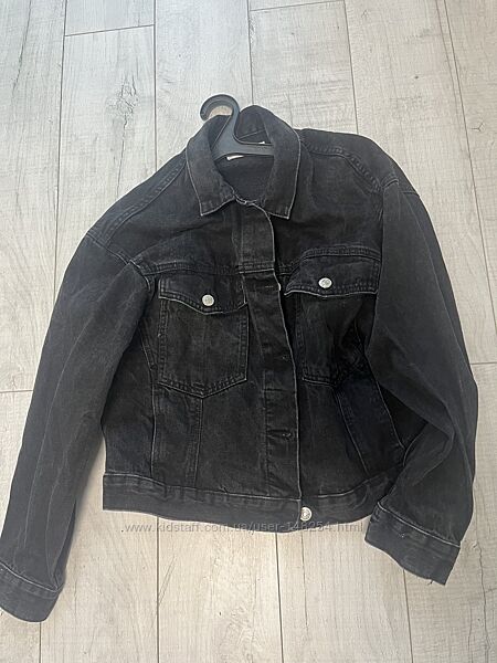 Продам джинсовую куртку Mango