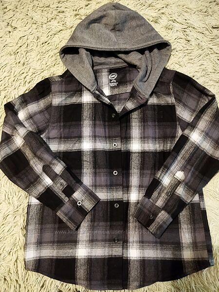 Мега класна сорочка