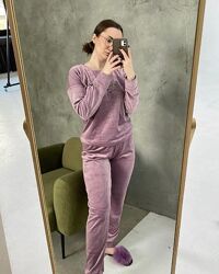 Велюрові домашні жіночі костюми Туреччина