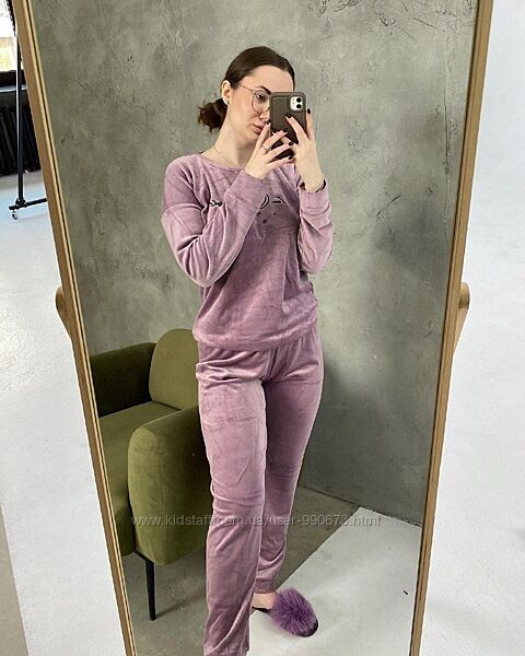 Велюрові домашні жіночі костюми Туреччина