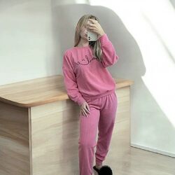 Домашній костюм, піжама жіноча