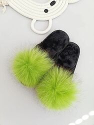 Дитячі паркетні тапочки з натуральним хутром хвіст песця