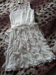 Нарядное платье молочное GeeJay по бирке 10-12 лет рост 152