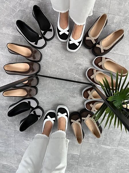 Легенькі туфлі -Banto-, натуральна шкіра та замша. Палітра кольорів