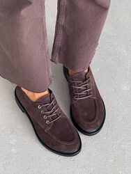 Жіночі туфлі на шнурівці. Натуральна замшева шкіра