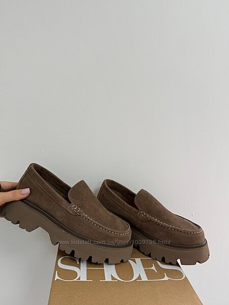 Туфлі лофери на високій підошві. Натуральна замшева шкіра. Два види