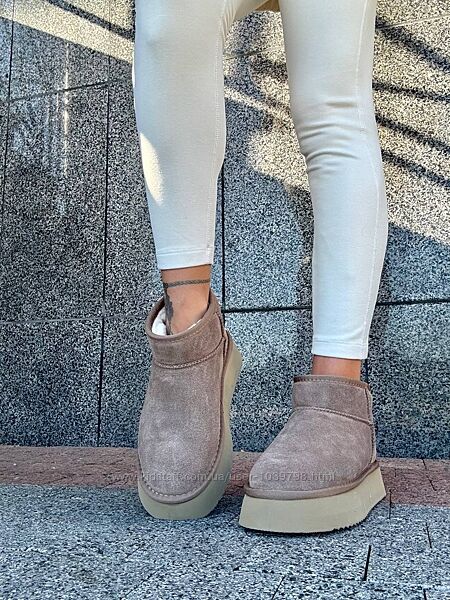 Ультракороткі уггі на потовщеній підошві. Натуральна замшева шкіра