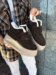 Зимові черевики на липучках. Натуральна замшева шкіра