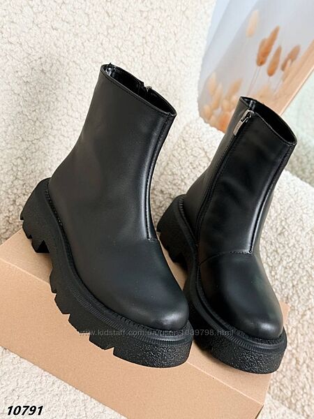 Жіночі зимові черевики. Натуральна шкіра