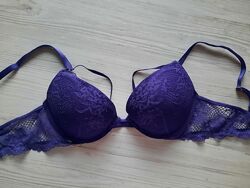 Фиолетовый бюстгальтер кружевной пуш-ап со стрипами стрипы Victorias Secret