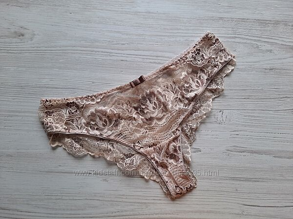 Бежевые нюдовые кружевные трусики бразилианы р. М Жасмин Jasmine lingerie