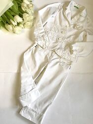 Костюмчик Білий. Стильний. Піджак Штани. Benetton. Італія. На дівч. 6-7 р.