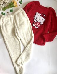 Домашній Костюм/Піжама. Hello Kitty. Плюшовий. М/L розмір
