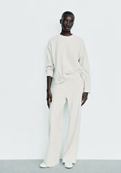 Костюм Світло/Бежевий. ZARA. Вязка. Теплий. S розмір. Новий.