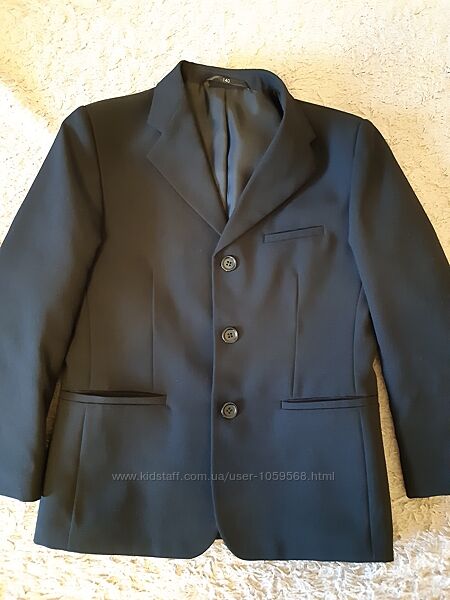 Черный пиджак на рост 140см