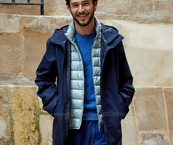 uniqlo пуховий жилет унісекс