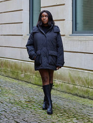 #9: Л, ХЛ чорна